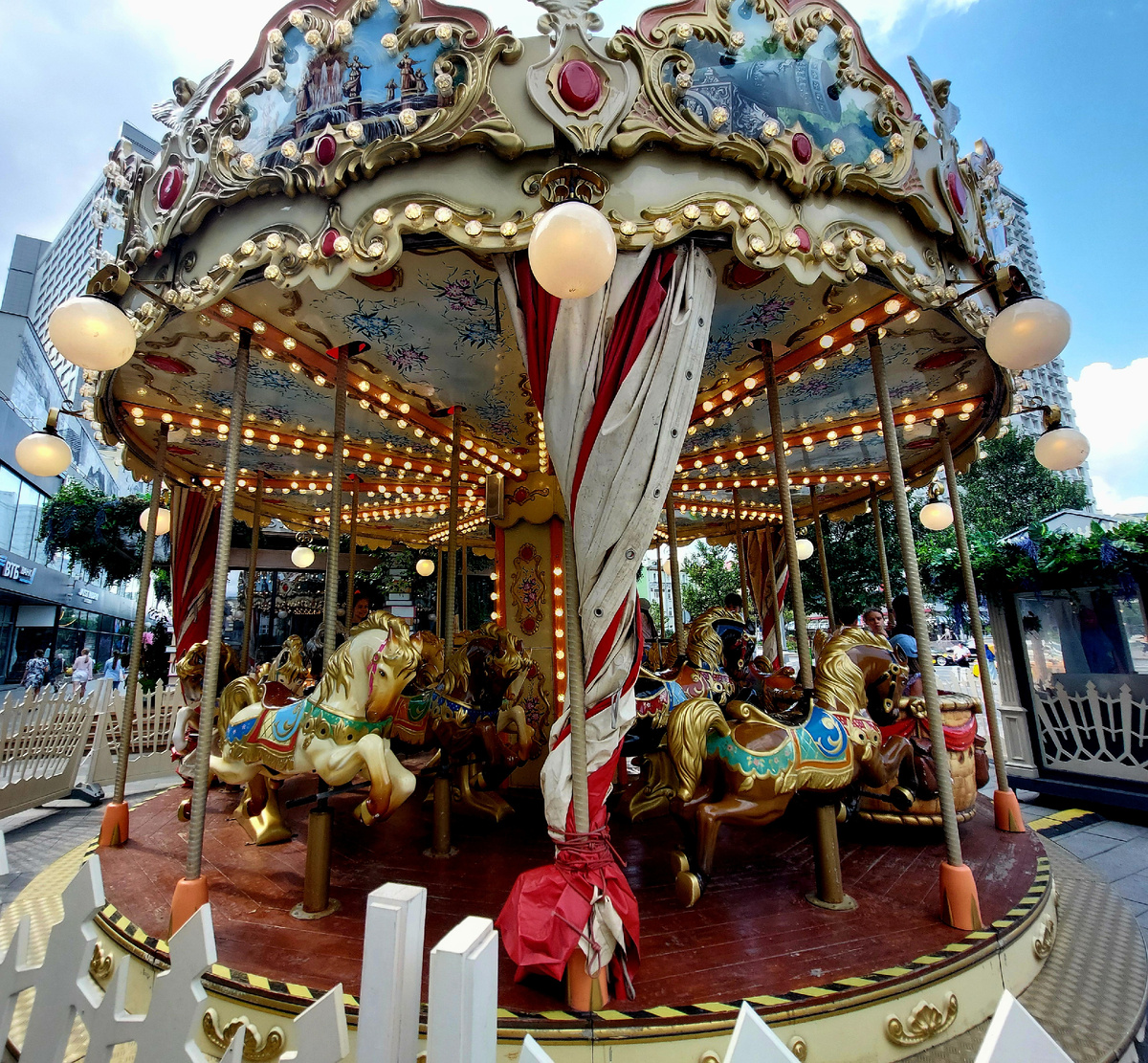 Бесплатная карусель 