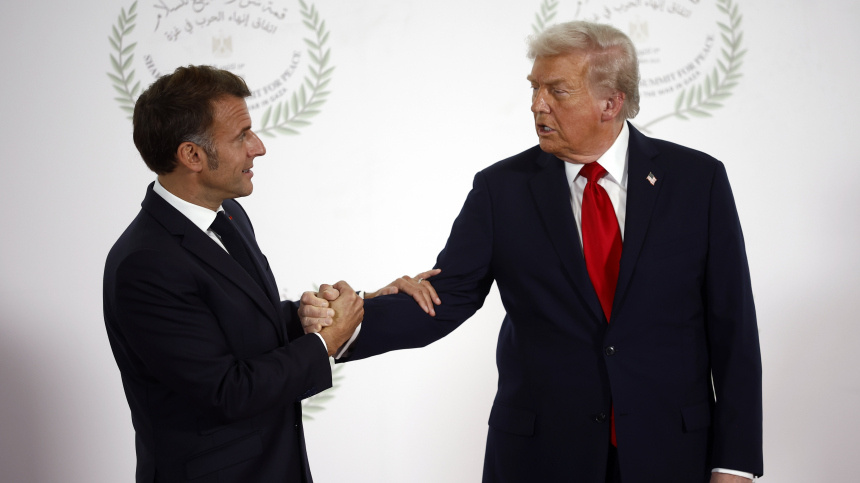    Фото: YOAN VALAT / POOL/ТАСС