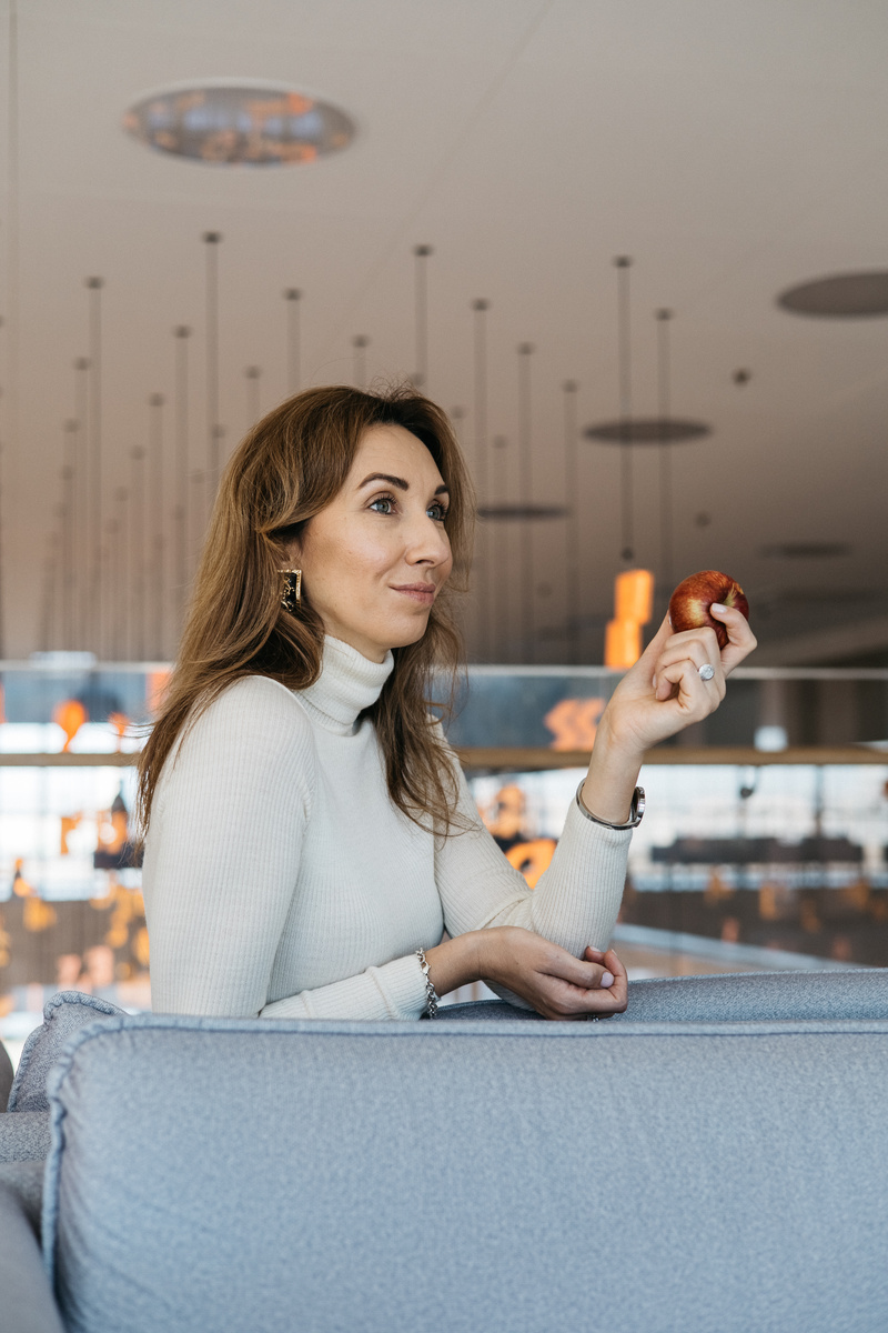 Доктор химических наук Людмила Якимова — для тех, кто хочет понимать, что наносит на кожу