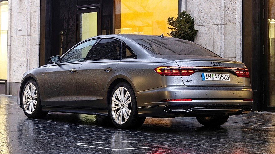    Актуальный Audi A8