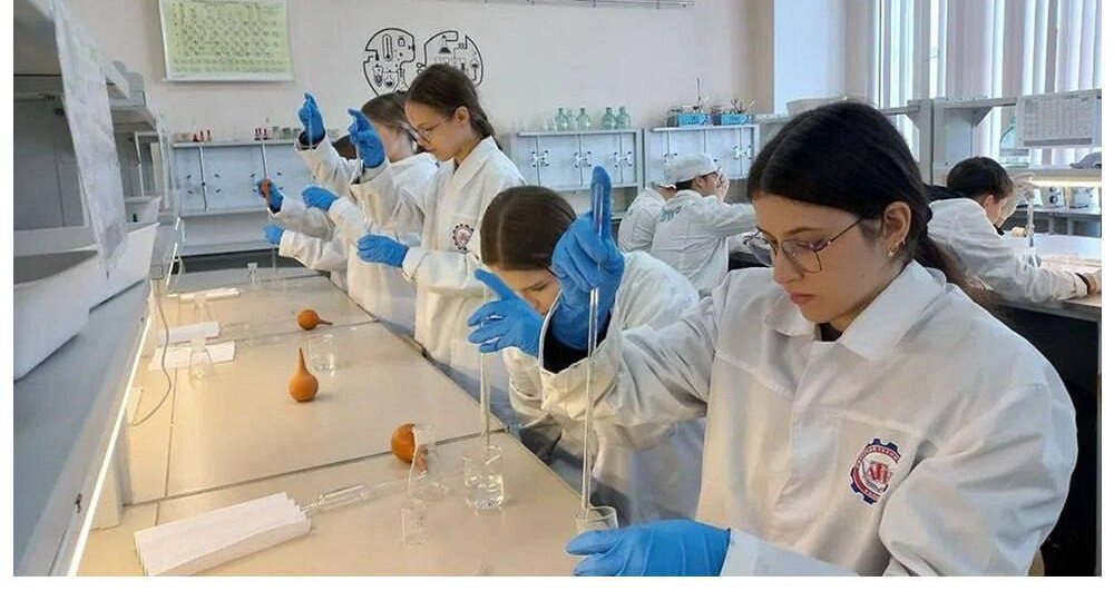 🚀Старт дан — школьники Свободного начали получать полноценную профессию благодаря Амурскому ГХК СИБУРа