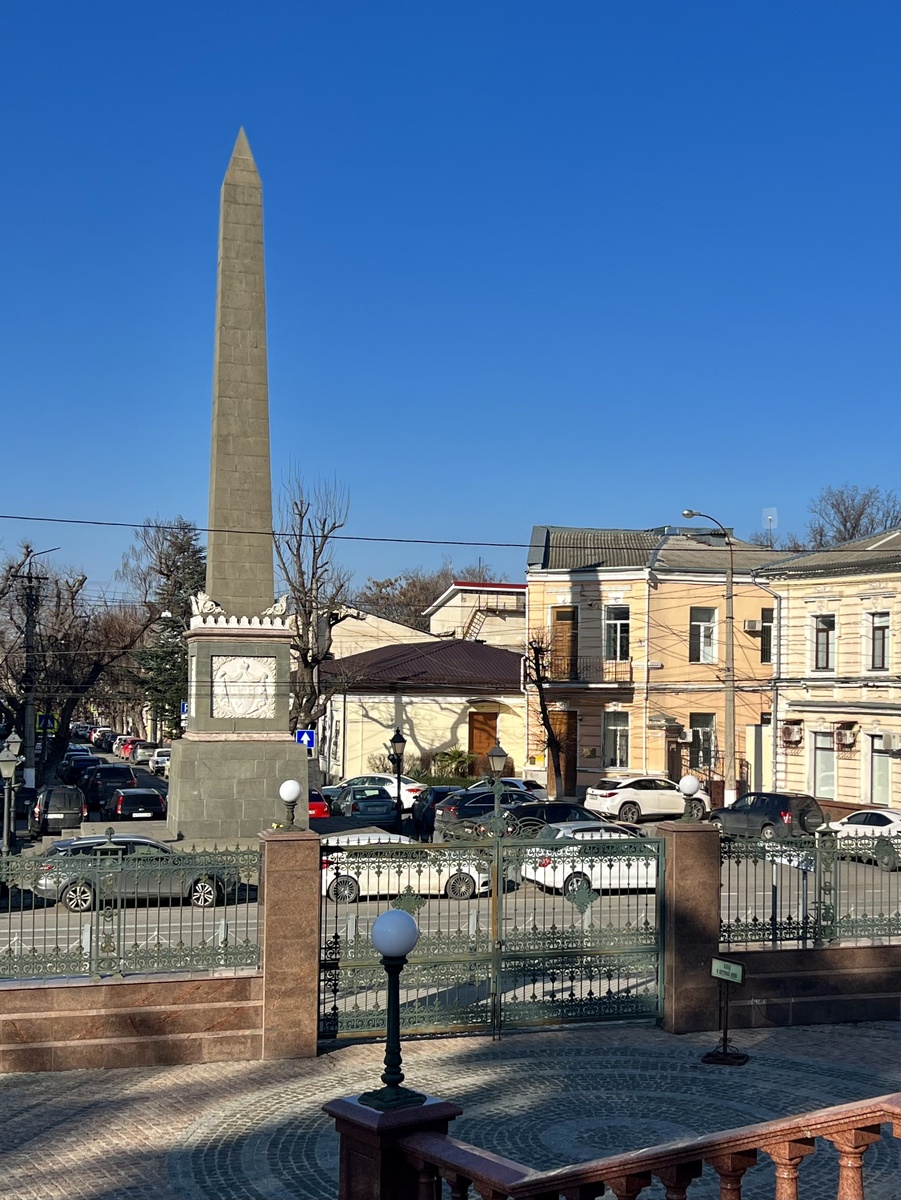Долгоруковский обелиск, г. Симферополь 