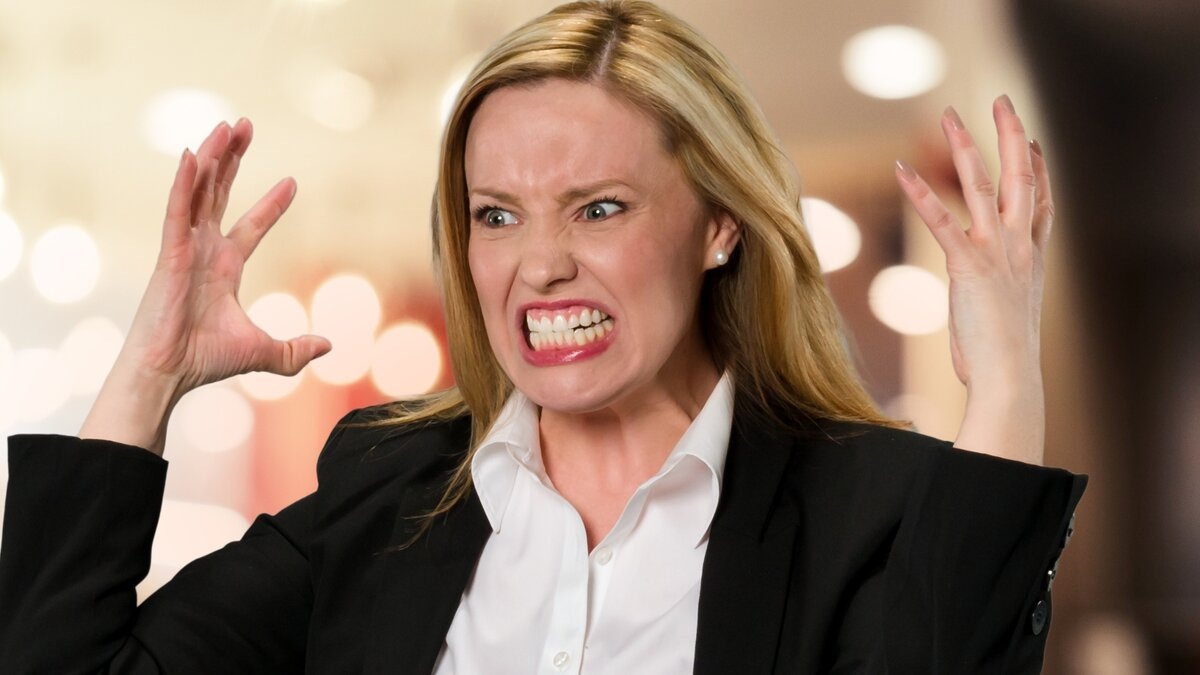 15 сигналов: как психологи советуют вычислить злого человека до того, как он разрушит вашу жизнь