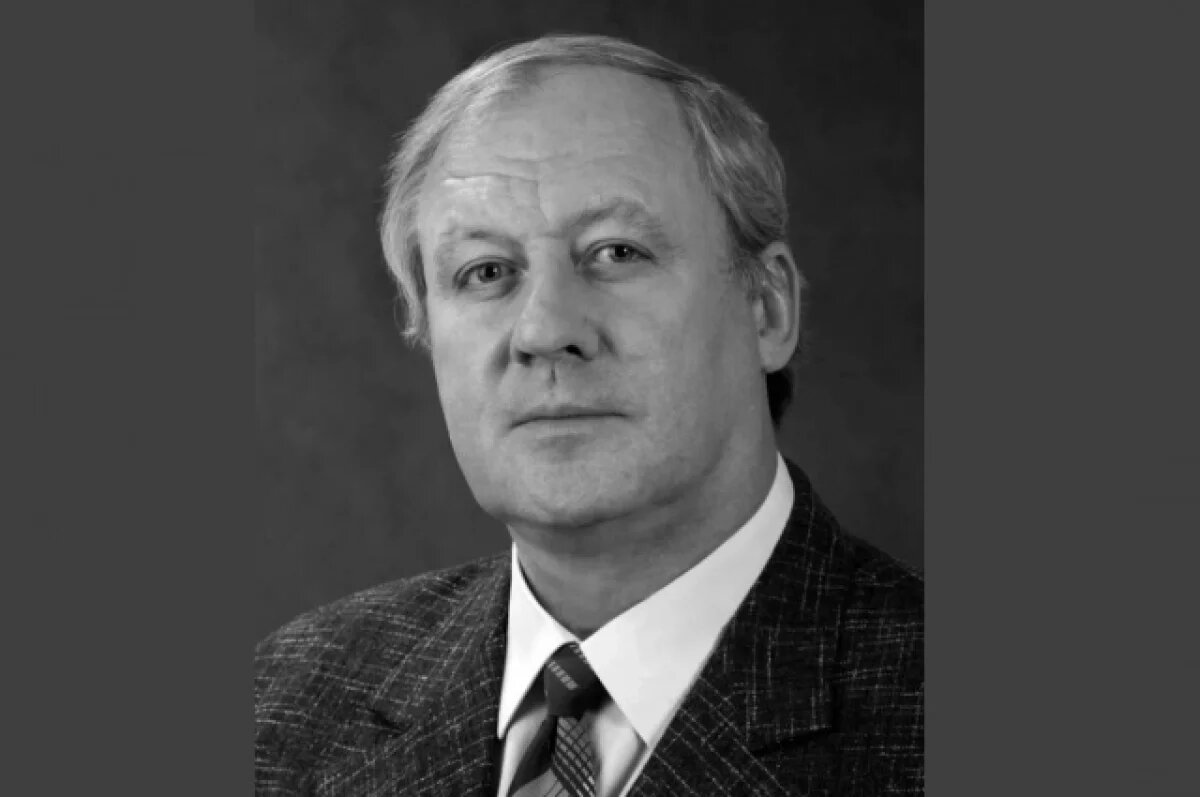    Стала известна причина смерти заслуженного артиста РФ Твердохлебова