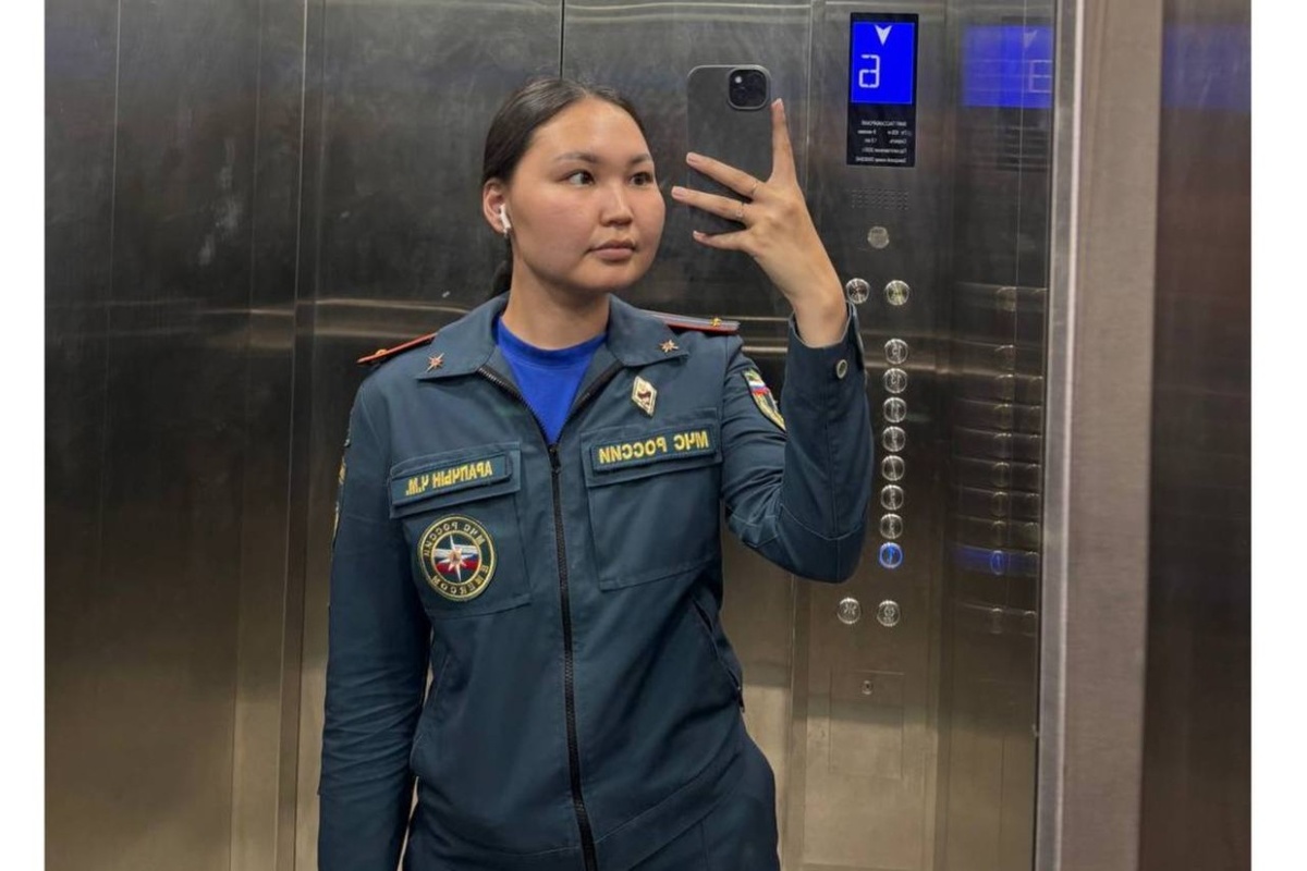 Дознаватель отдела надзорной деятельности по Якутску управления надзорной деятельности и профилактической работы Главного управления МЧС России по РС(Я) Челээшмаа Арапчын.