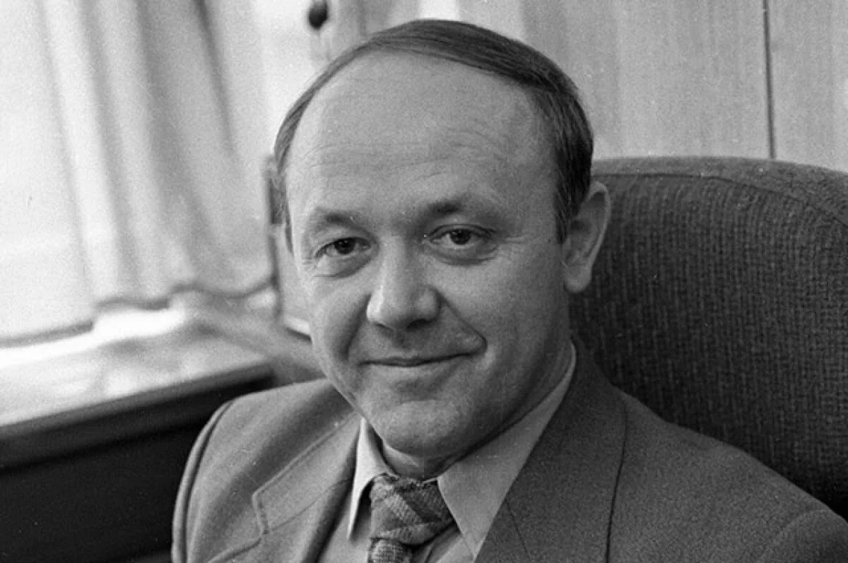    Юрий Сенкевич.