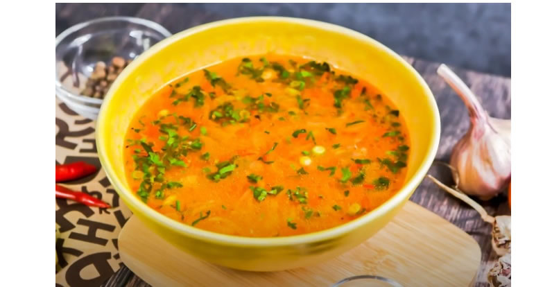 Харчо - традиционный грузинский суп.