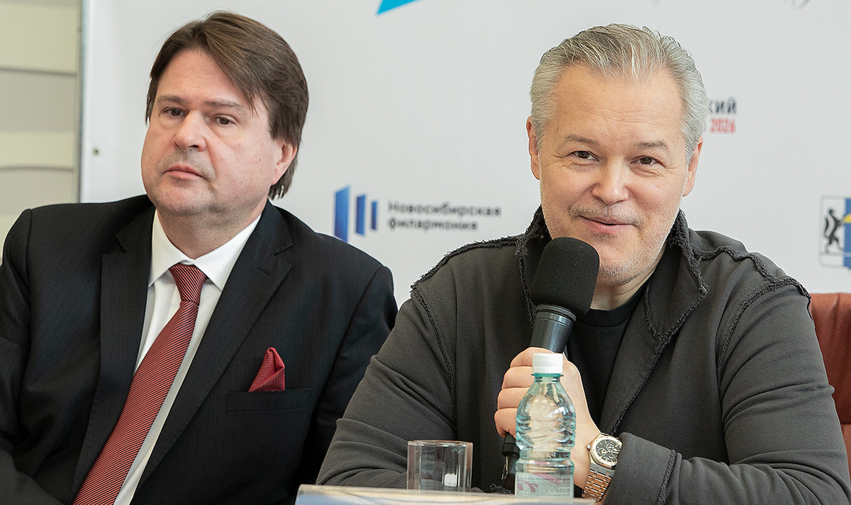    Вадим Репин (справа) и Олег Белый рассказали об особенностях фестиваля в этом году. Фото Михаила Перикова