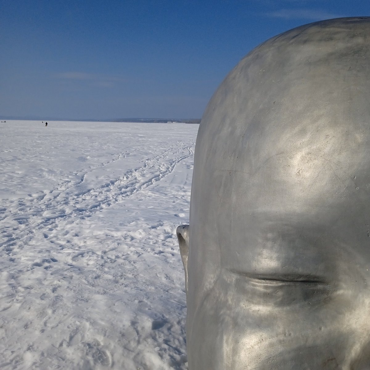 Фото автора: "Голова младенца", арт-объект, Екатеринбург