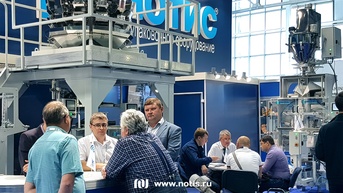 Встреча с потенциальными клиентами на выставке