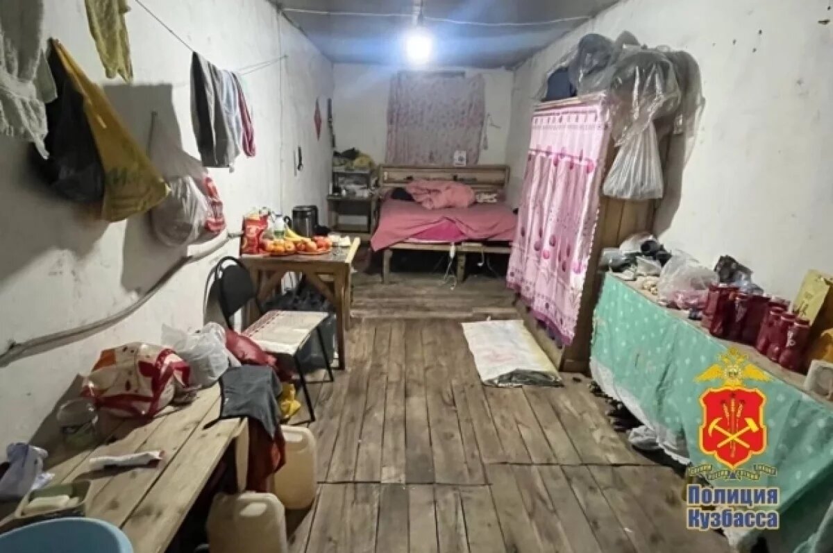    Граждане Азии привезли в заброшенный цех Кузбасса трудовых иностранцев