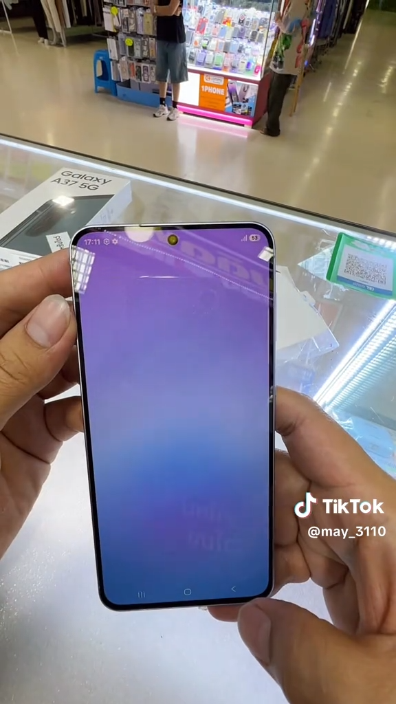    В сети появилось видео с распаковкой неанонсированных Samsung Galaxy A37 и A57