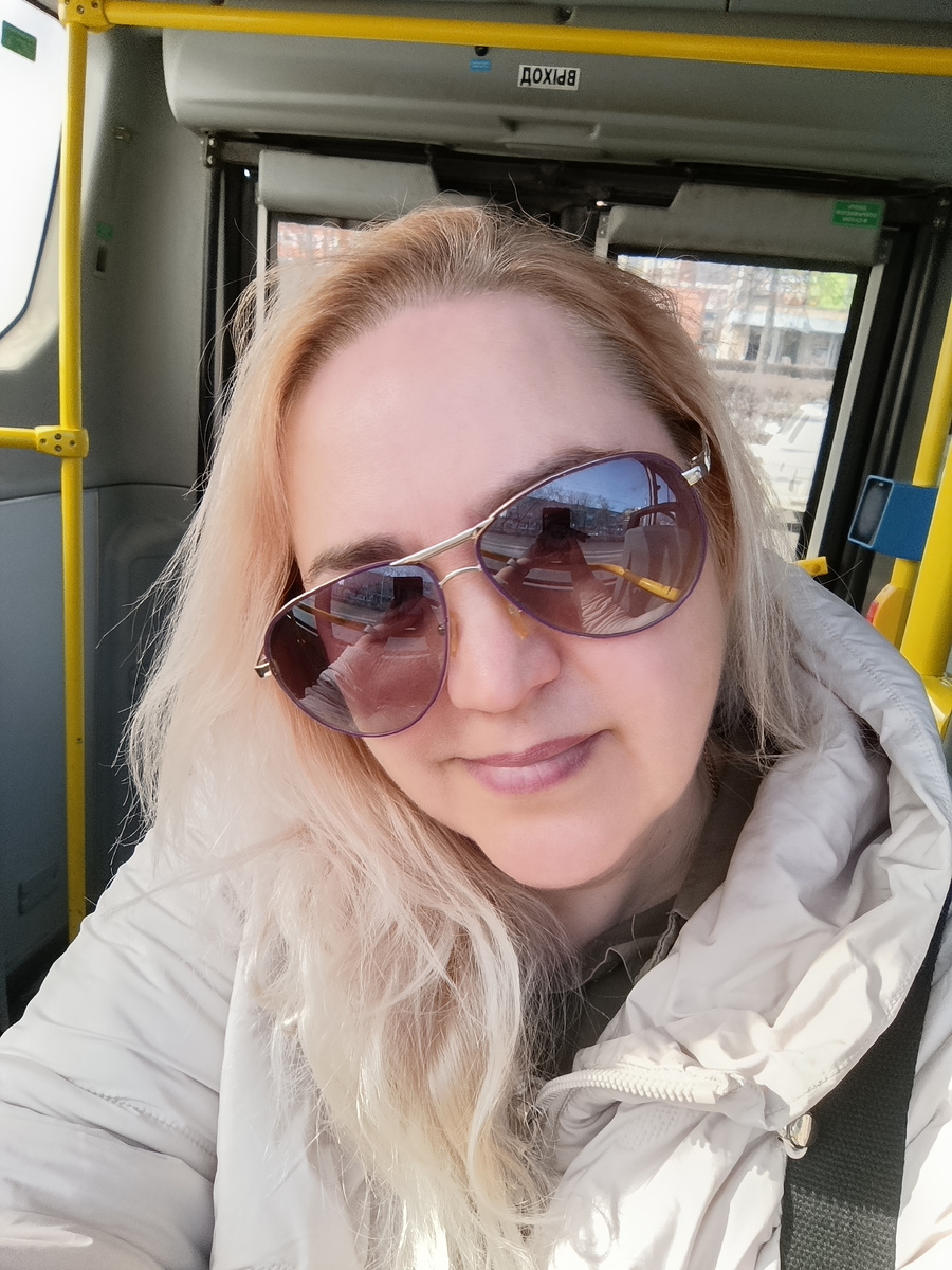 Я Саша! Я математичка! До каникул 7 рабочих дней! 🥳🥳🥳 Живу в доме с мужем, собакой и козой! Тут я делюсь идеями вкусных и красивых тарелок! Периодически безуспешно худею, но не оставляю эту идею!