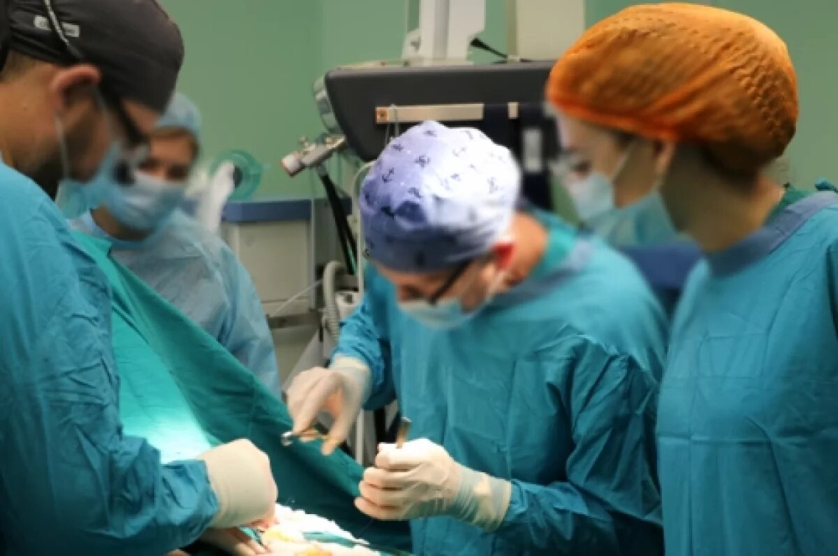    В Тюмени впервые применили новую технологию замены суставов