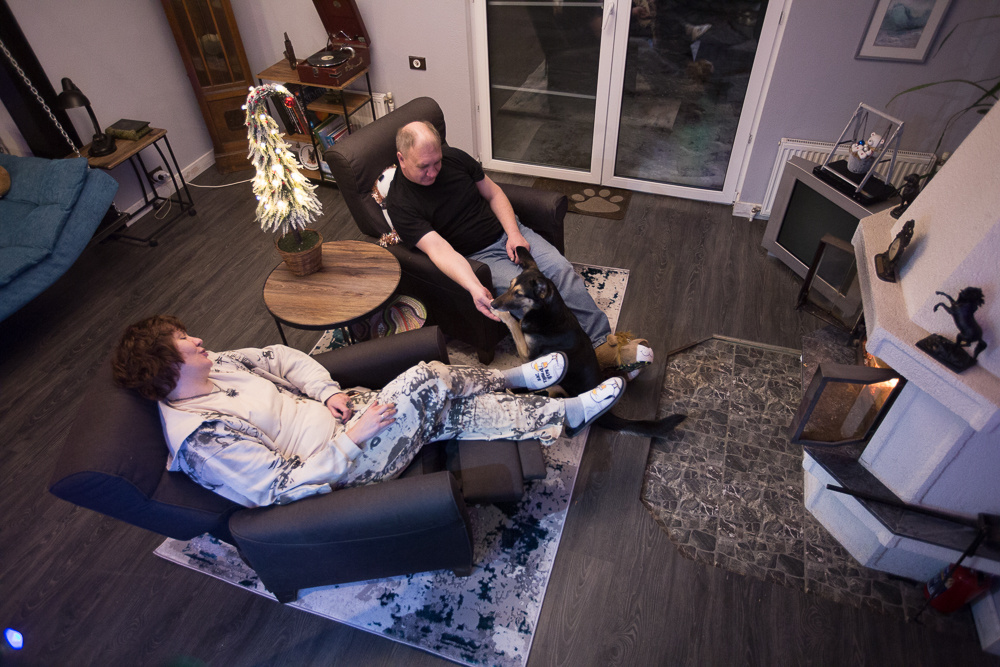 Наша привычка - сидеть у камина