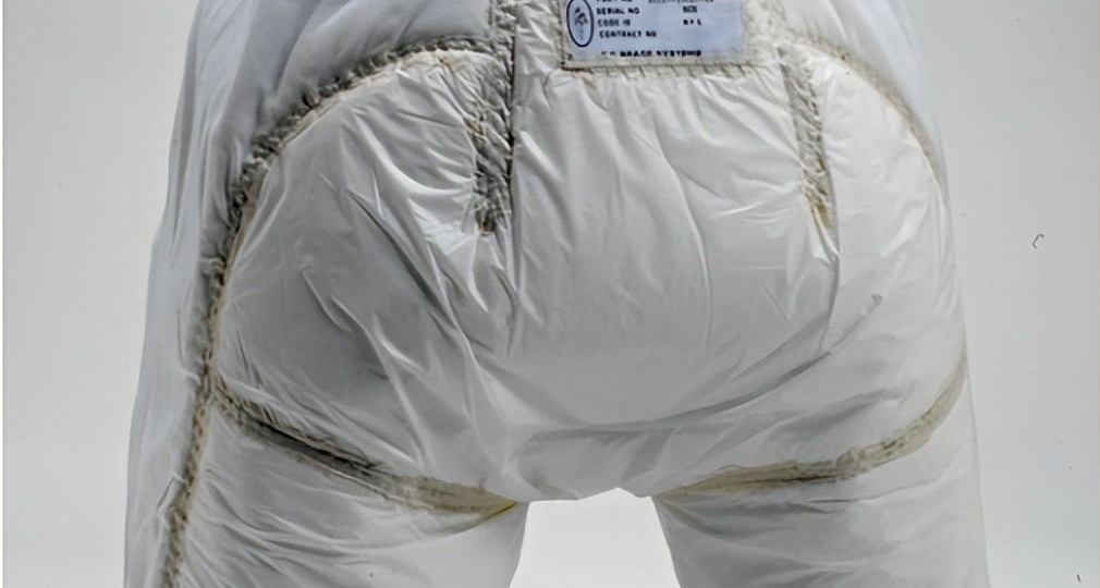 Как женщины-космонавты решают свои физиологические потребности в космосе? Космические унитазы, женские секреты и переработка..