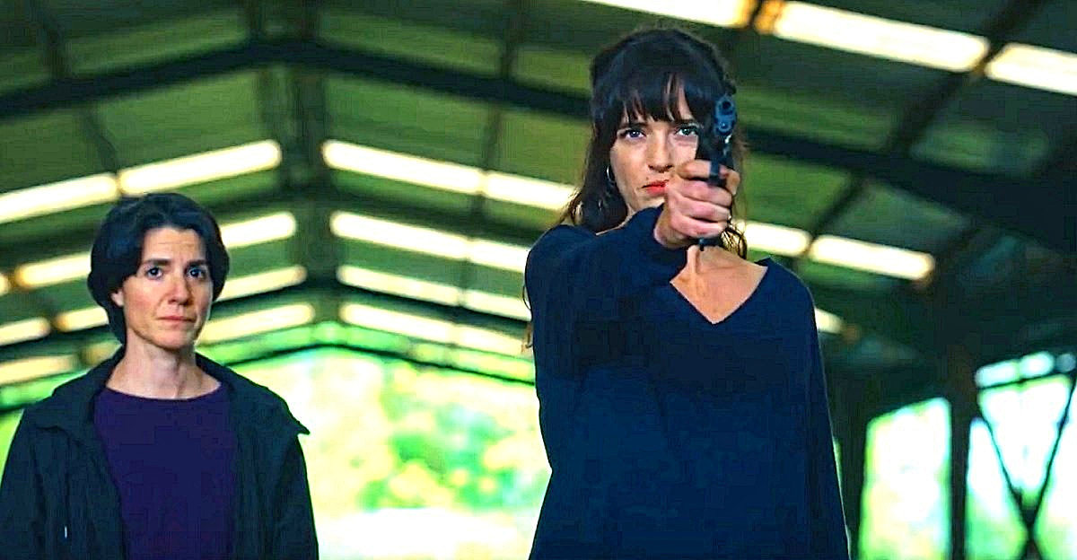 Чем бы сеньорита под прикрытием ни тешилась, лишь бы конспирацию соблюдала. 