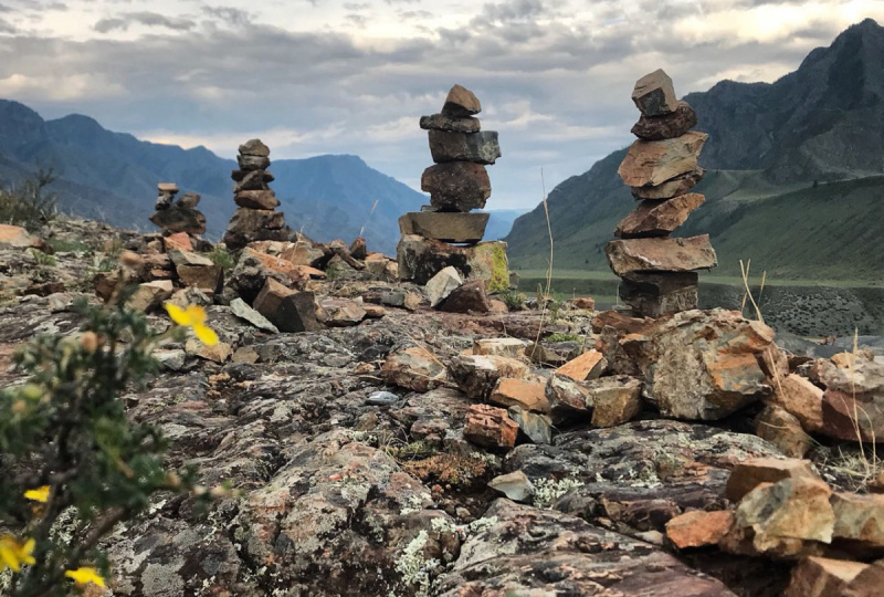 Почему шаманы считают вихри-бармы входом в потусторонний мир?