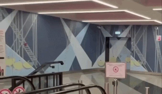    "Нетвойнист" Гудков, скакавший ранее в поддержку Украины, теперь обворовывает рестораны. Видео: ТГ-канал dva_majors