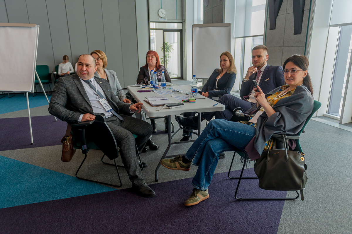     Төбәк сервис вәкилләренең беренче конференциясе уза