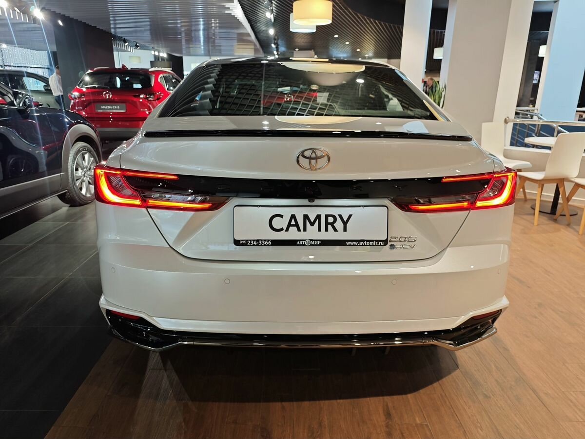Приборная панель Toyota Camry