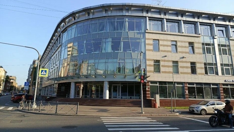    БЦ в районе "Чкаловской" перешёл в собственность личного фонда. Автор фото: "Яндекс.Карты"
