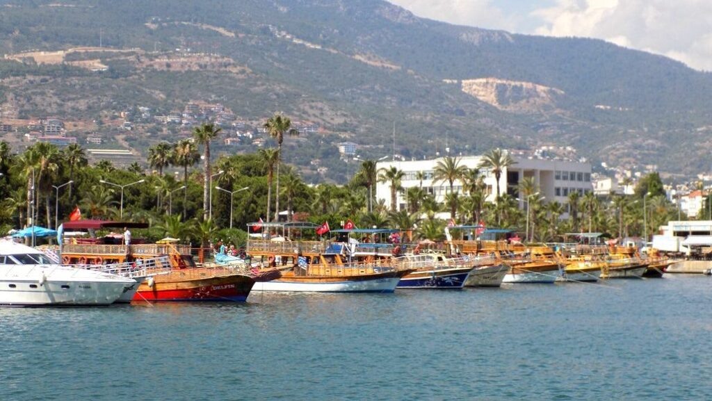     Летом 2026 года у некоторых оренбуржцев может сорваться отпуск в Турции. Фото: Анастасия Ковтонюк.