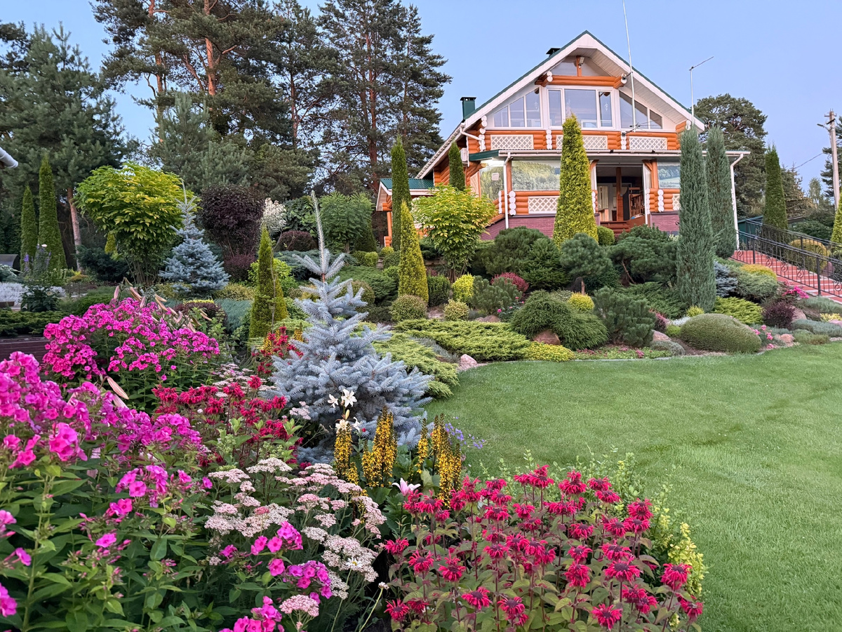 Листайте галерею