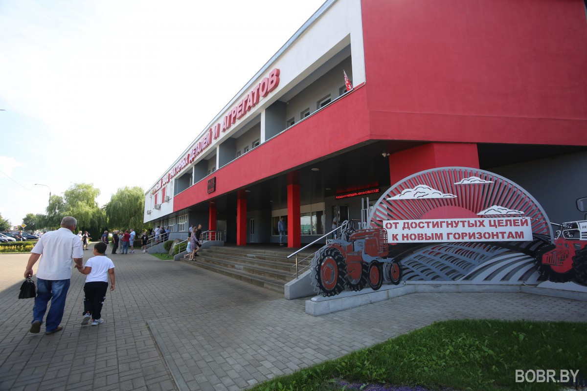    Мошенники звонили заводчанам БЗТДиА от имени дирекции