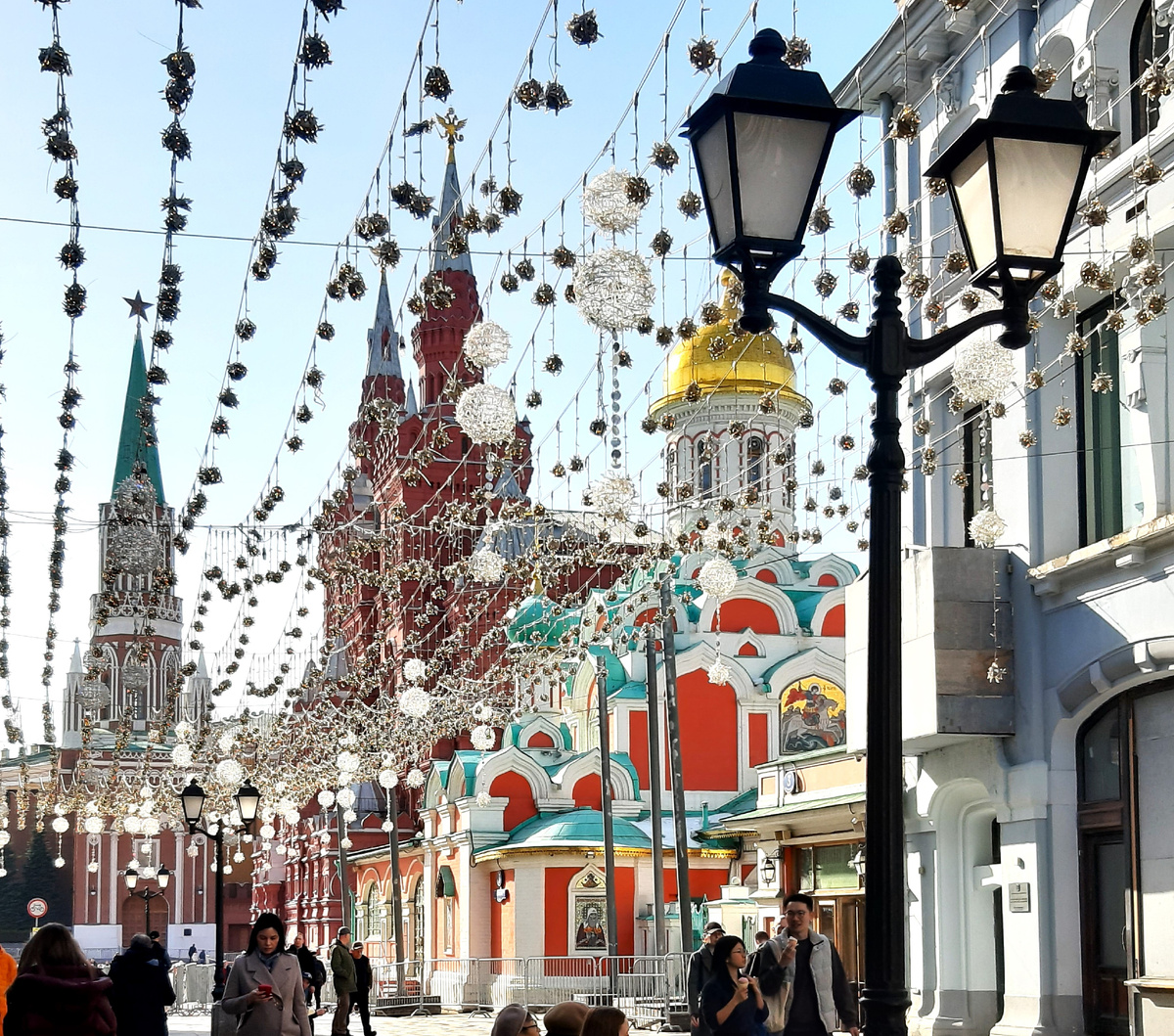 Весна 2026 в Москве. Прогулка по Никольской улице.