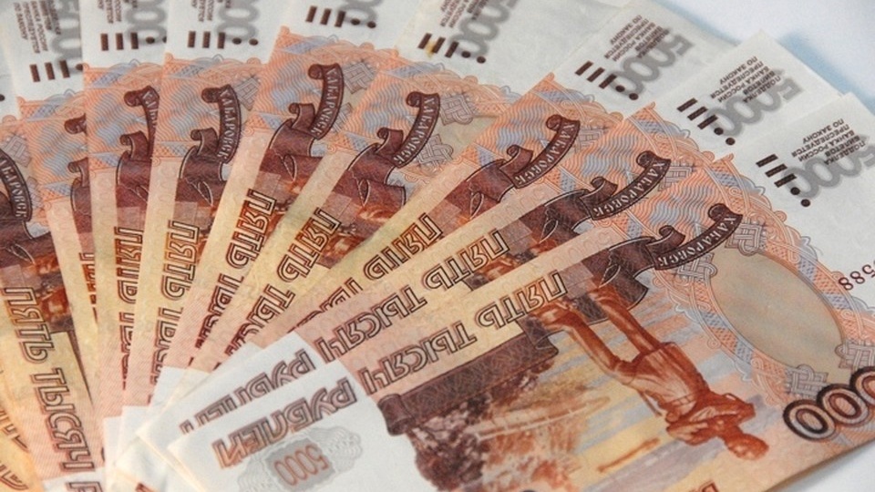 В Брянске за мошенничество осудят учредителя и сотрудника центра социальной помощи