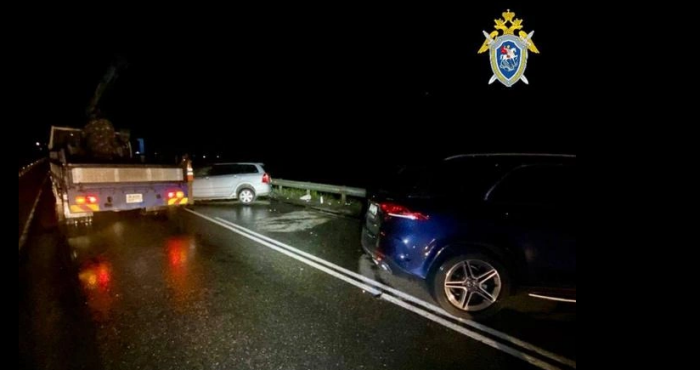 На снимке Следственного комитета на месте смертельного ДТП дорога выглядит вполне приличной / Фото: телеграм-канал «Следком75»