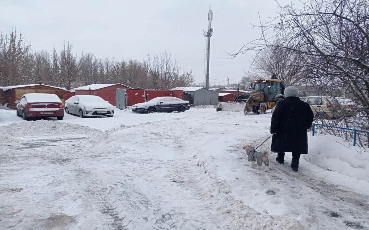    Зампред комитета ЖКХ Курска Падюков оштрафован за неубранный снег и лед фото: администрация Курска