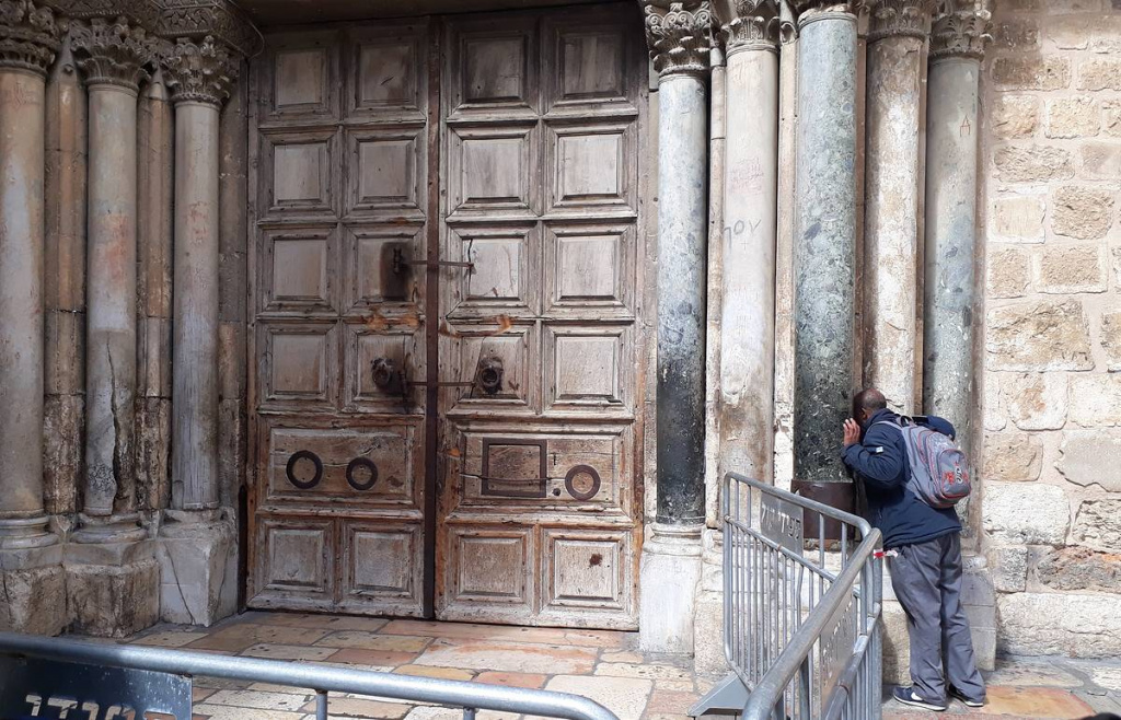 Двери Храма Гроба Господня