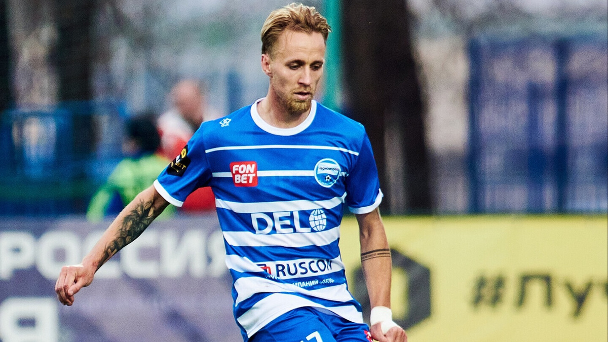 Денис Фомин был удален с поля в домашней игре с "Черноморцем"