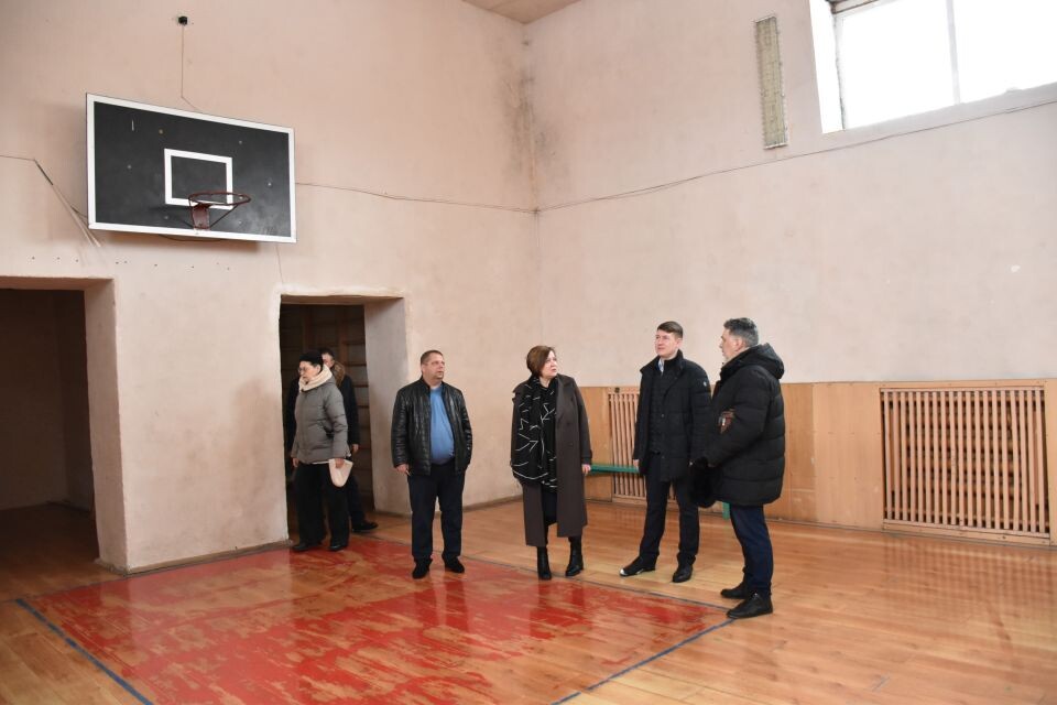    Ремонт здания, где временно размесят каменскую гимназию №5, начнут в 2026 году . Источник: пресс-служба партии "Единая Россия"