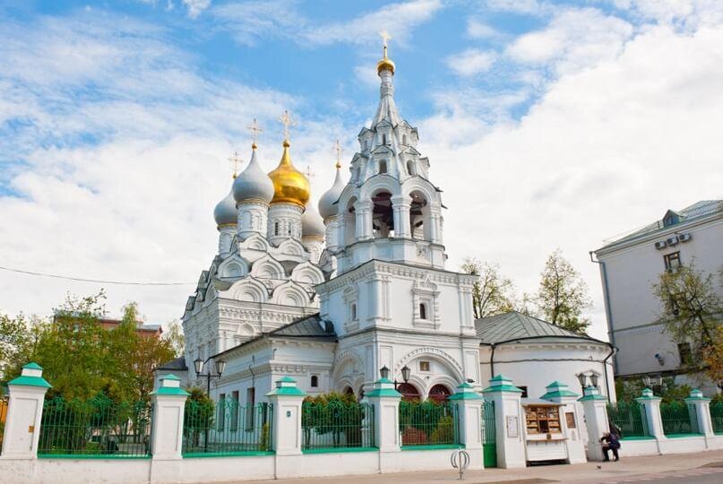 Прогулки по Москве: 5 храмов Большой Ордынки