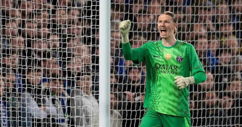 Один за всех: в 1/4-финала еврокубков мы увидим лишь одного русского. Зато какого!...