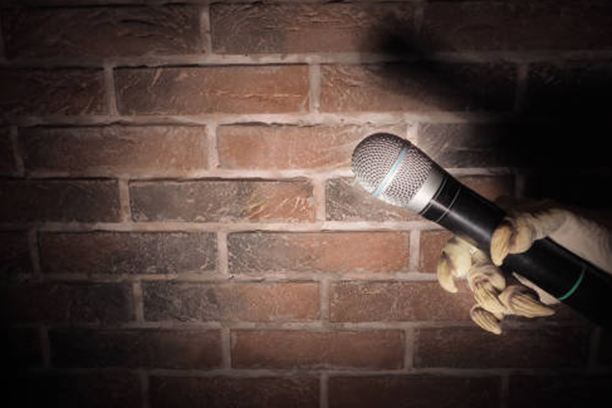 Микрофон работает даже через бетонную стену