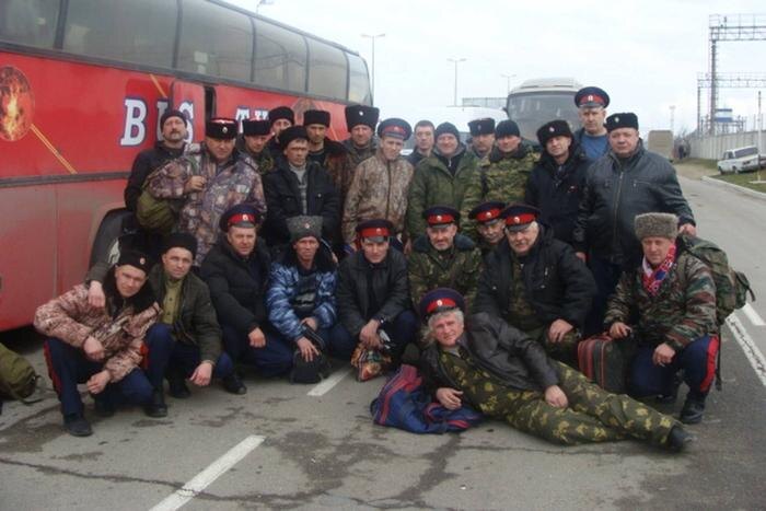 Как казаки защищали полуостров 12 лет назад. Обложка © VK / Всероссийское казачье общество