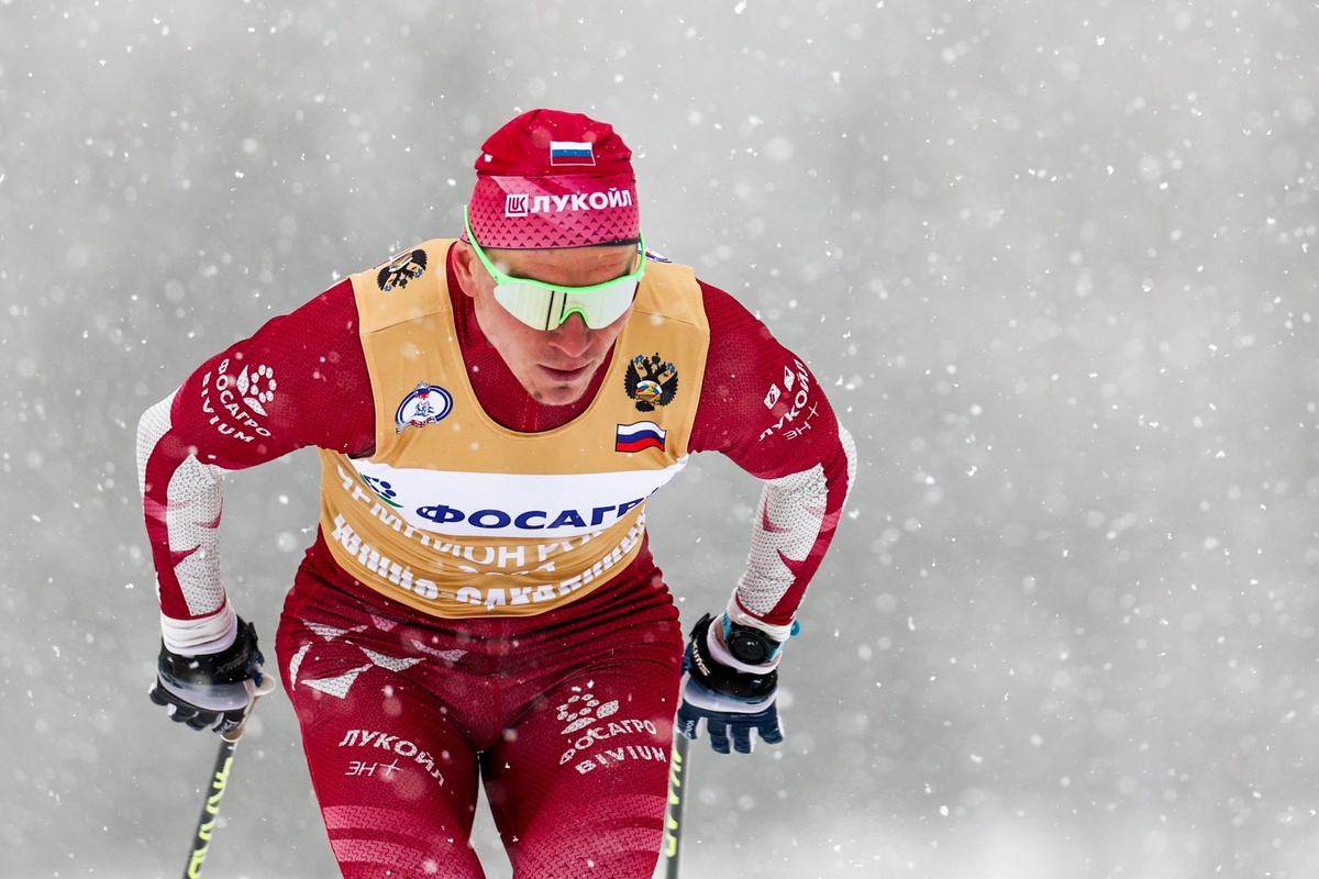 Александр Большунов