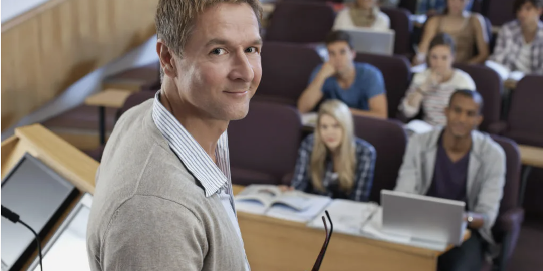 Почему код из СМС от Госуслуг нельзя называть никому — даже «сотруднику вуза»