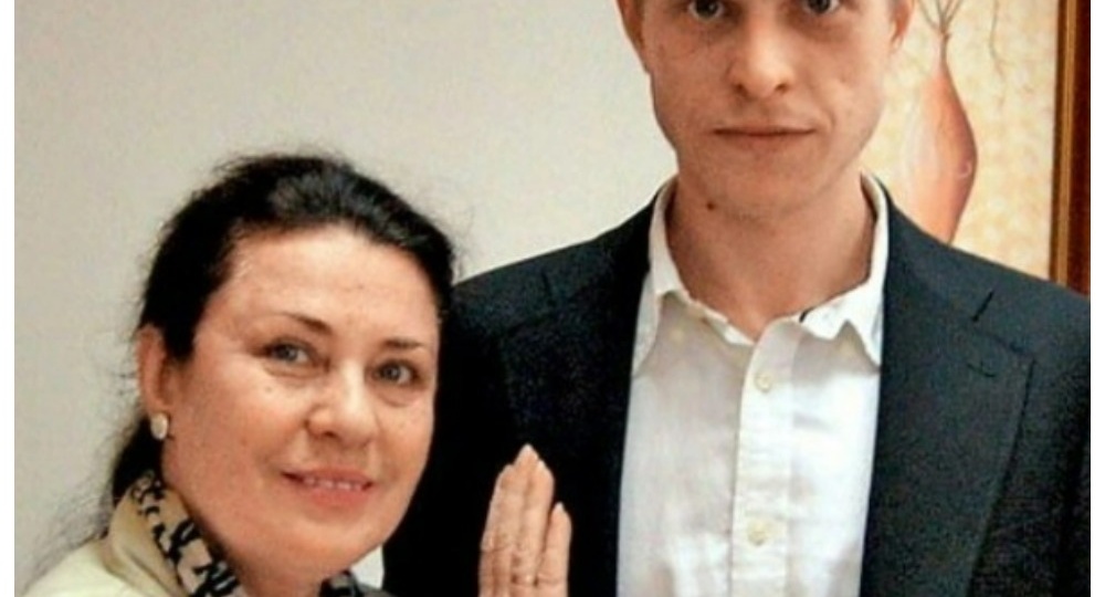 Скупала дома, но не уберегла сына. Загадка наследства Валентины Толкуновой