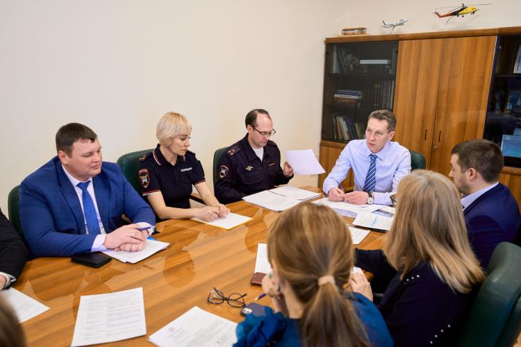 Сергей Мжельский, ИА "Тюменская линия"