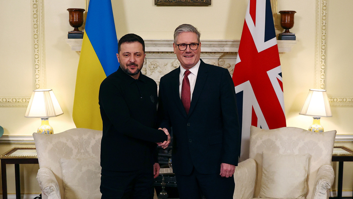    Кир Стармер и Зеленский 2025 AP