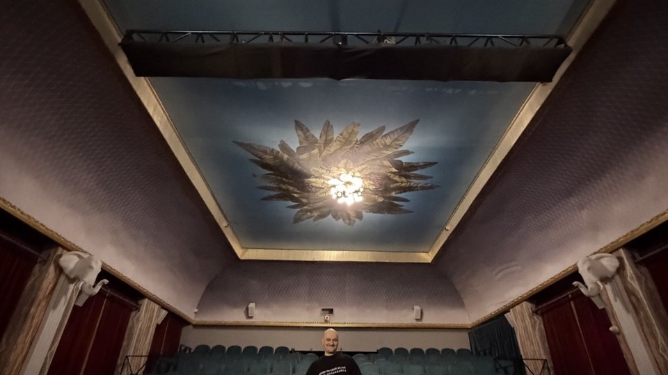 А тебе бы хотелось оставить след после себя? Думаешь о смерти? И как?