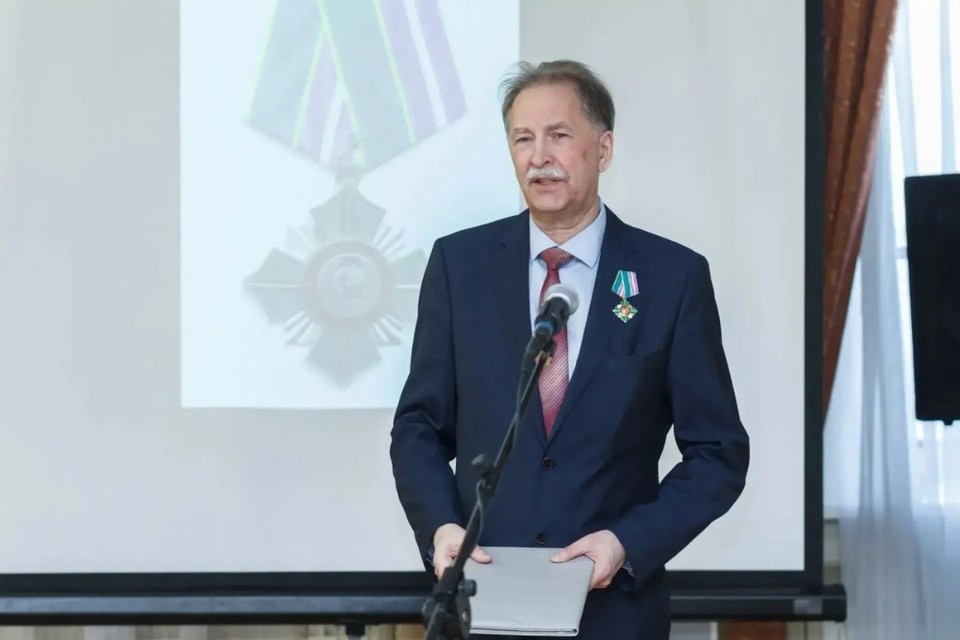    Директор Музея истории города Иркутска получил награду МИД России. Фото: пресс-служба администрации Иркутска