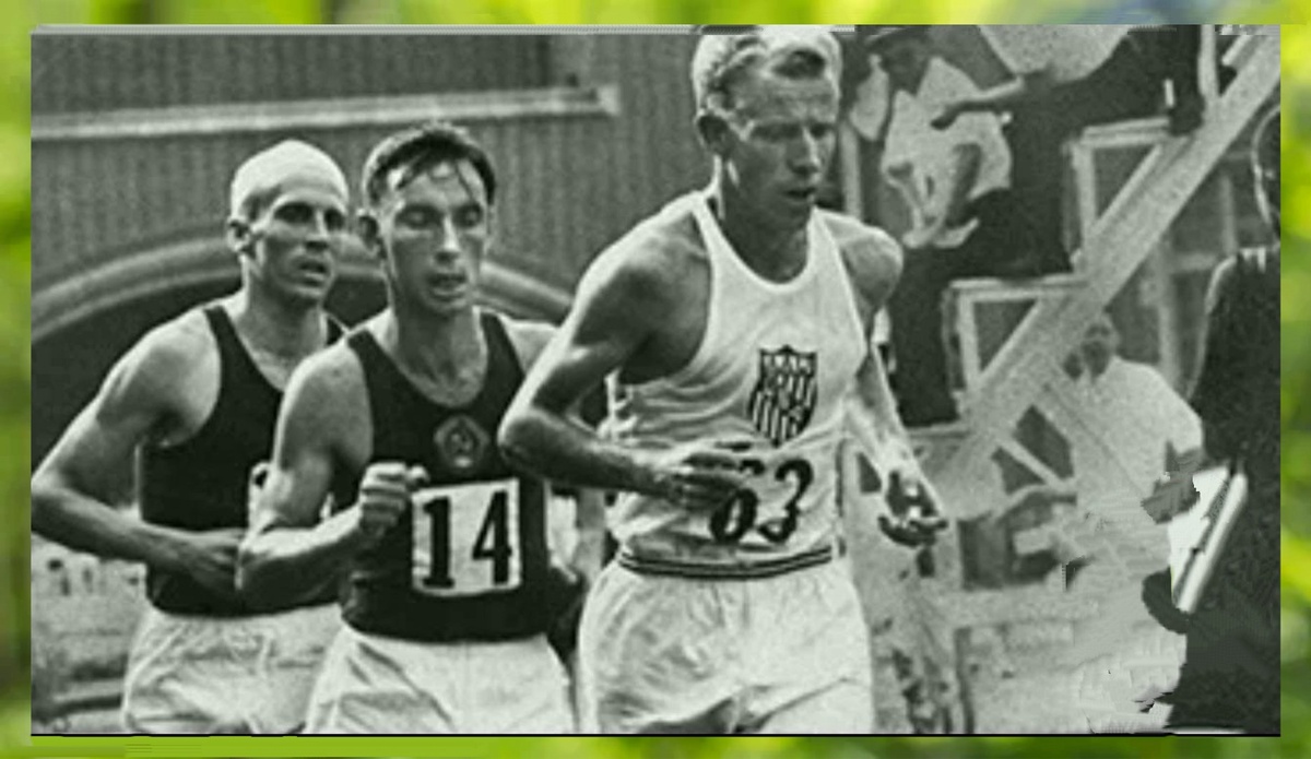 Роберт Сот (американец) бежит первым, Хуберт бежит третьим