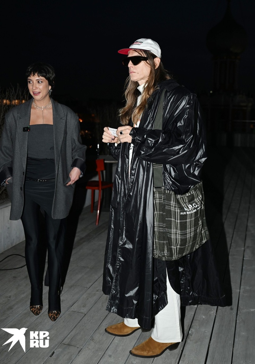    Влад Лисовец Михаил ФРОЛОВ