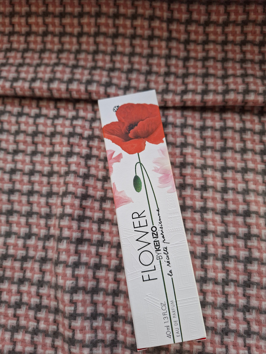 Парфюмерная вода Kenzo Flower by Kenzo La Récolte Parisienne. 